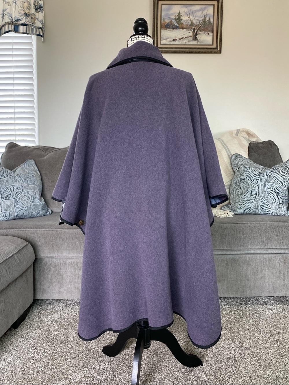 James Pringle Weavers Scottish Purple Wool Cape Coat with Tassel Trim NWT - Picture 4 of 7